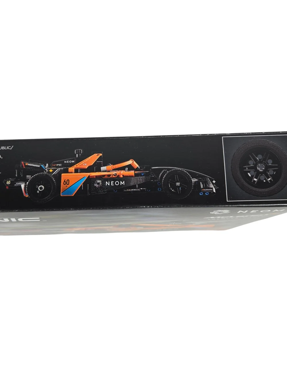 LEGO Technic 42169 NEOM McLaren Formula E Race Car NIB 452pc